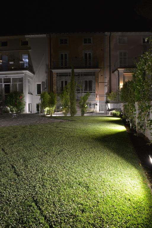Apartamento Residenza Cece' Lecco Exterior foto