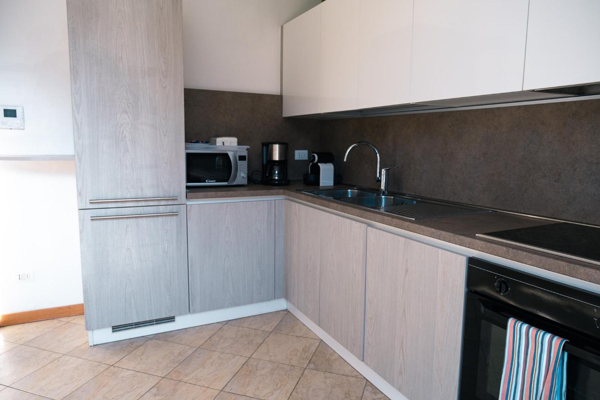 Apartamento Residenza Cece' Lecco Exterior foto